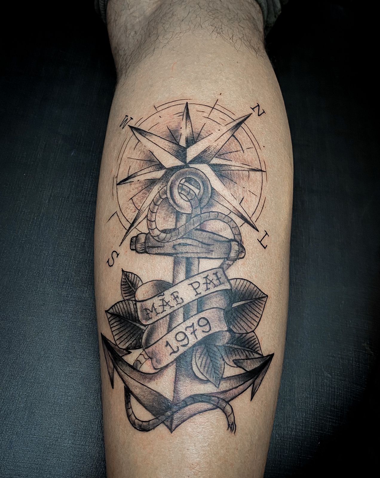Tatuagem Realista de estátua grega com sombreado suave
