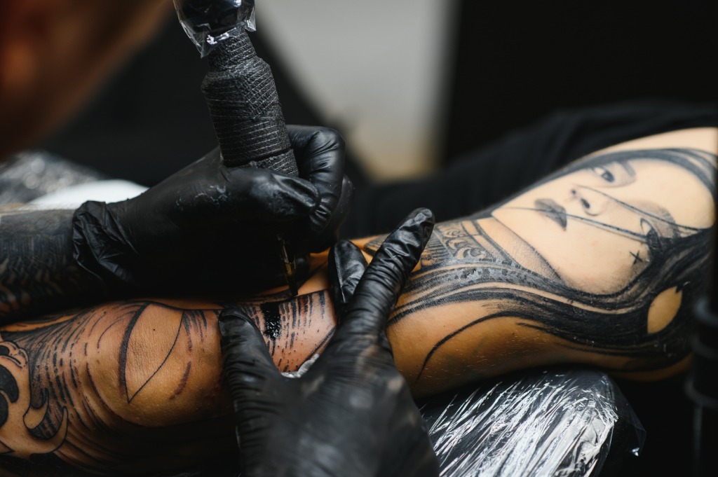 Sessão de Tatuagem Realizada na Marke Tattoo